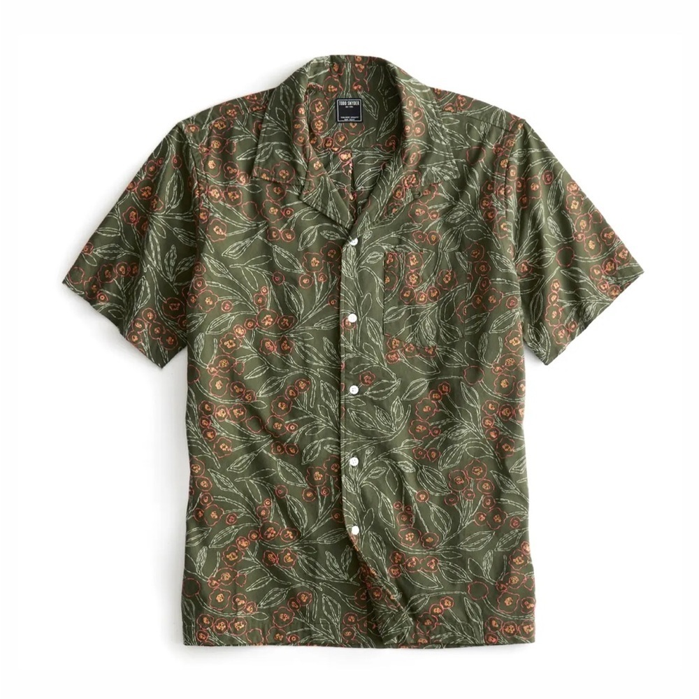 NWOT  Todd Snyder Hand Embroidered Floral Camp Shirt